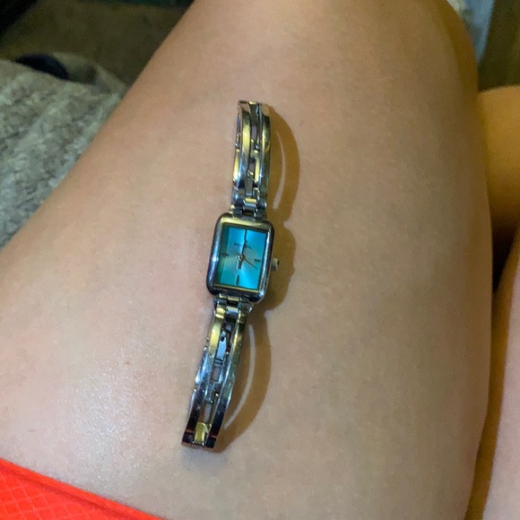 Accessories - Women’s fossil watch